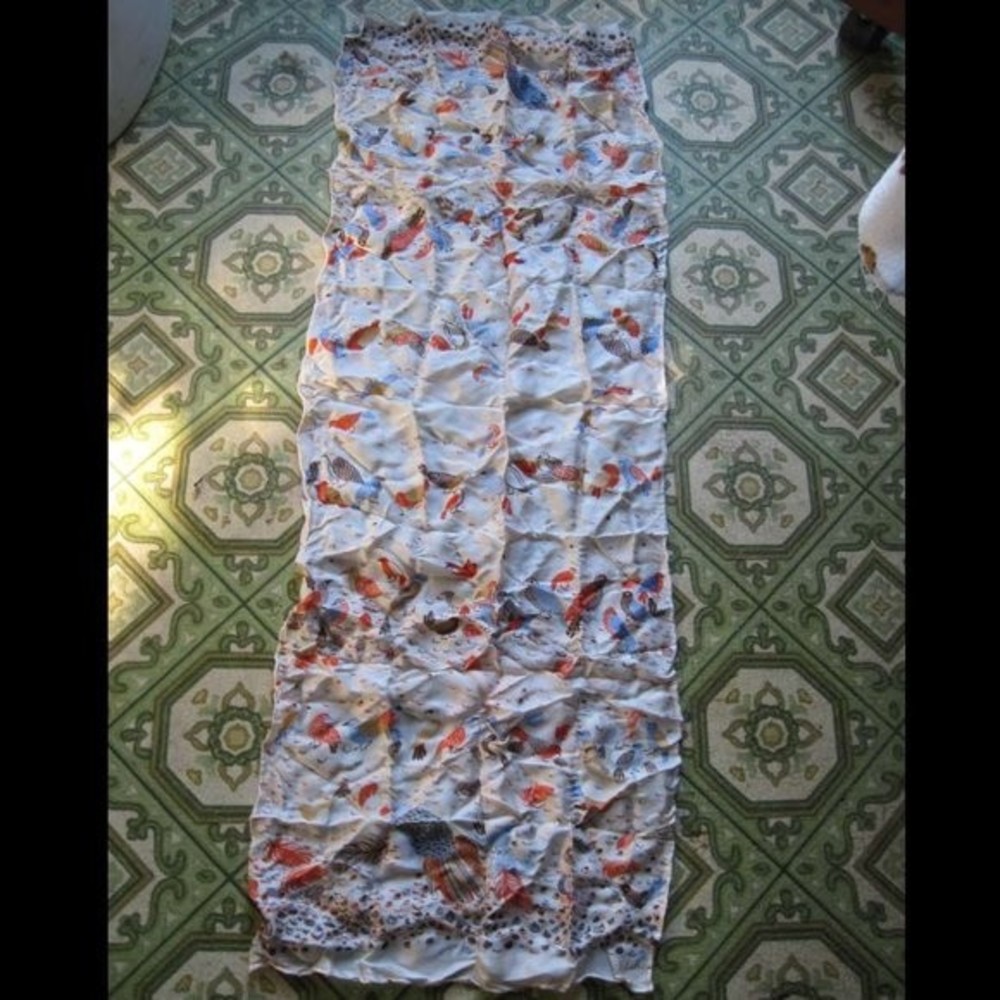 Echo 100% Silk ? Pheasant Birds Harvest Colors Themed Scarf Shawl Handkerchief - Picture 11 of 12